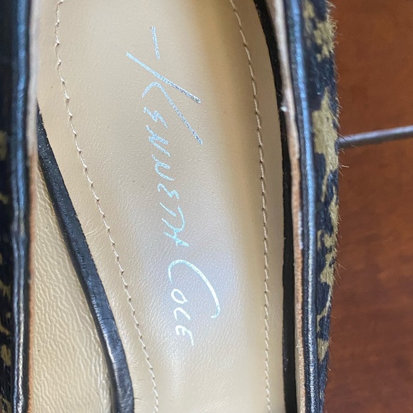 Animal Print Leather Pumps - Picture 4 of 5